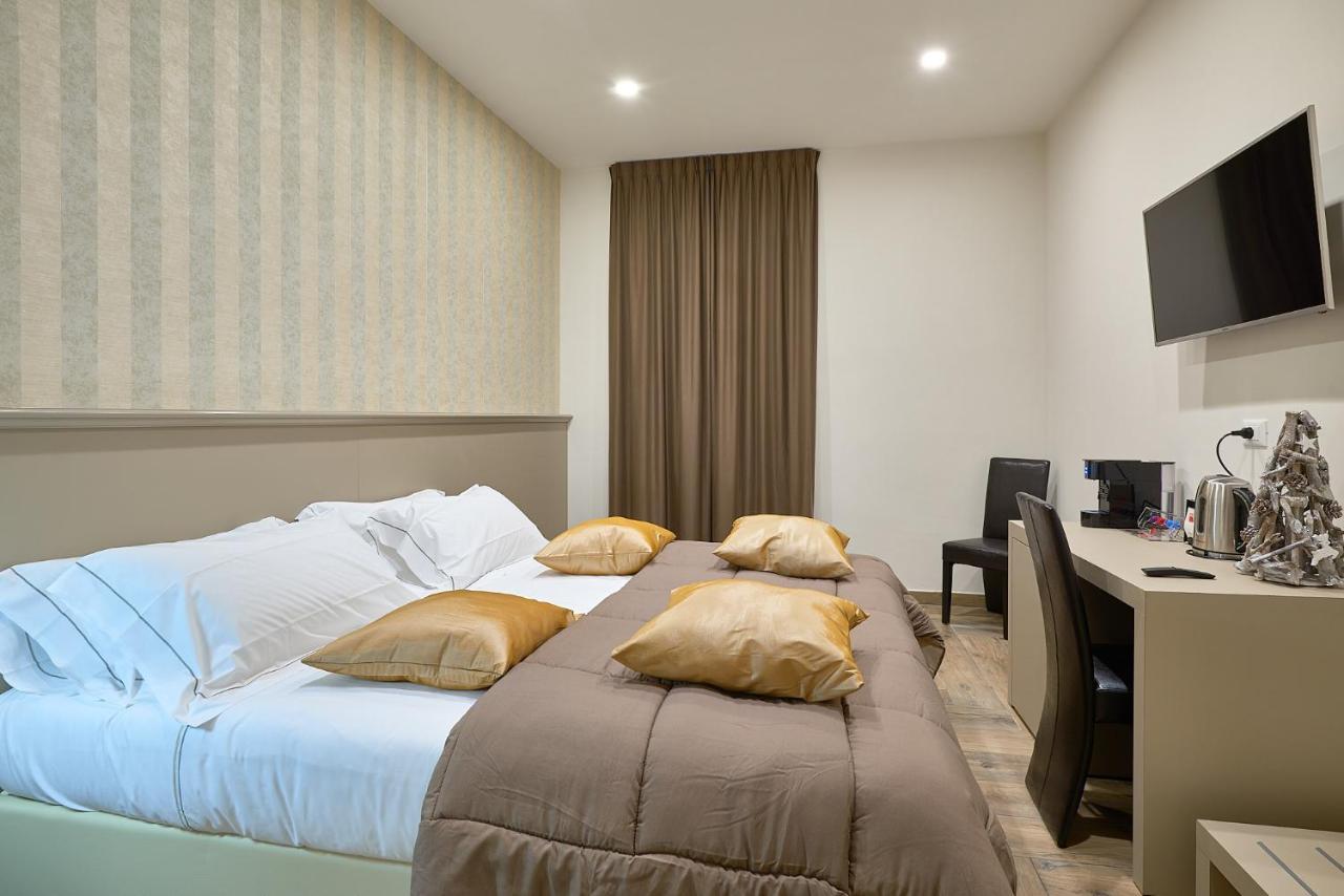 Ricaroka Hotel Αλμπένγκα Εξωτερικό φωτογραφία
